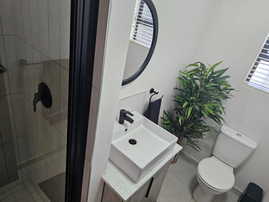 To Let 2 Bedroom Property for Rent in Cashan North West